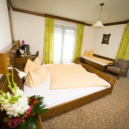 Landgasthof Zum Schildhauer מלון 3*