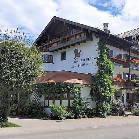 Landgasthof Zum Schildhauer מלון Halfing